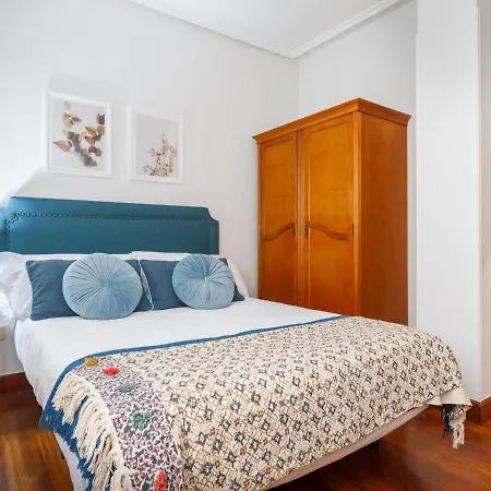 Apartment Amplio Y Recien Reformado En Indautxu Bilbao