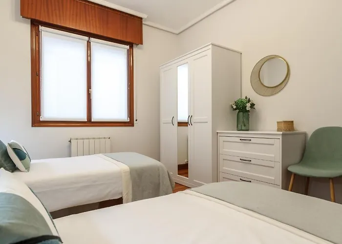 Apartment Amplio Y Recien Reformado En Indautxu Bilbao