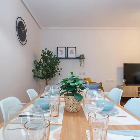 Amplio Y Recien Reformado En Indautxu Apartment Bilbao